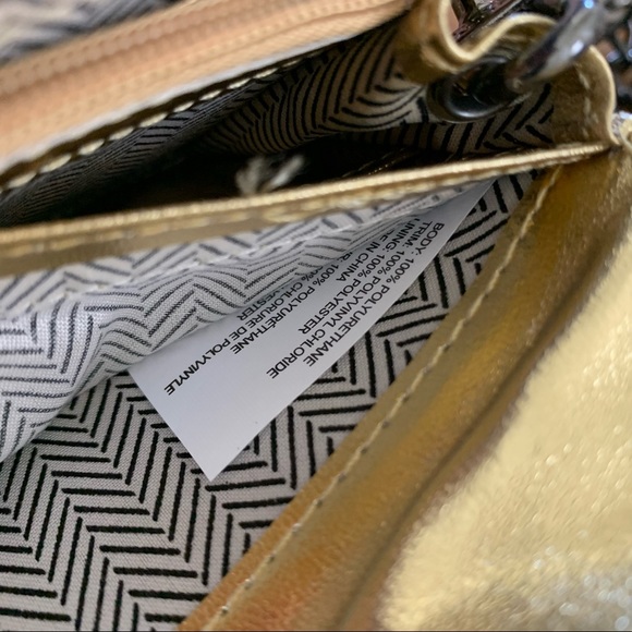 Steve Madden Metallic Silver Clutch with Metal Crossbody Strap (EUC) - Picture 9 of 9